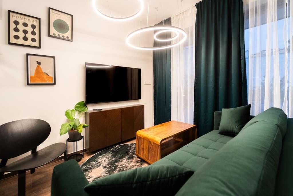 Green Garden Sauna Apartment Brno Bagian luar foto
